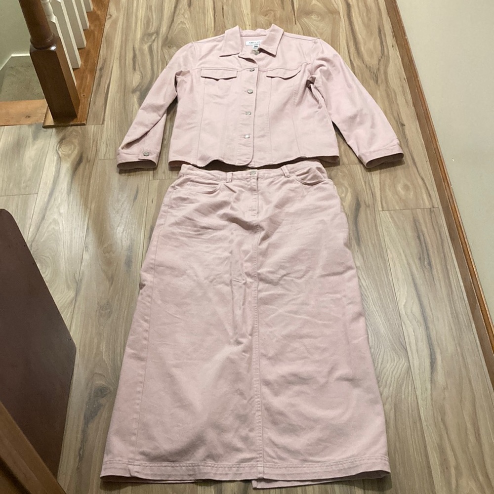 Pink cotton jean jacket and skirt Joneswear